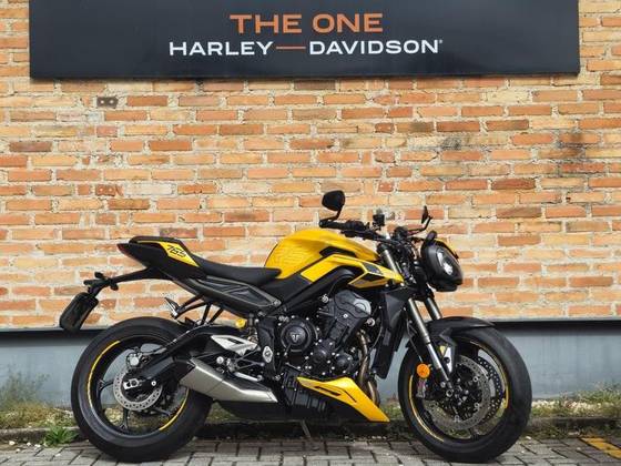 TRIUMPH STREET TRIPLE RS ABS 